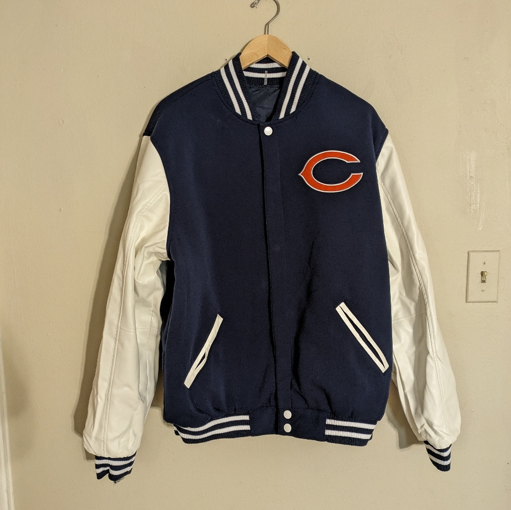 NWT Reversible Chicago Bears Jacket